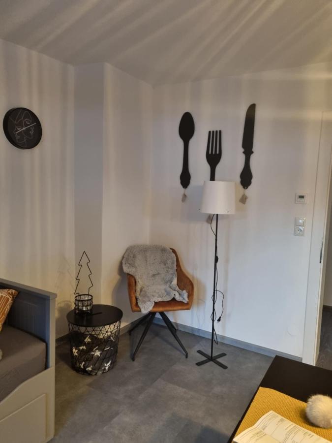 ניוסטיפט אים סטובאיטל Haus Schoenblick מראה חיצוני תמונה