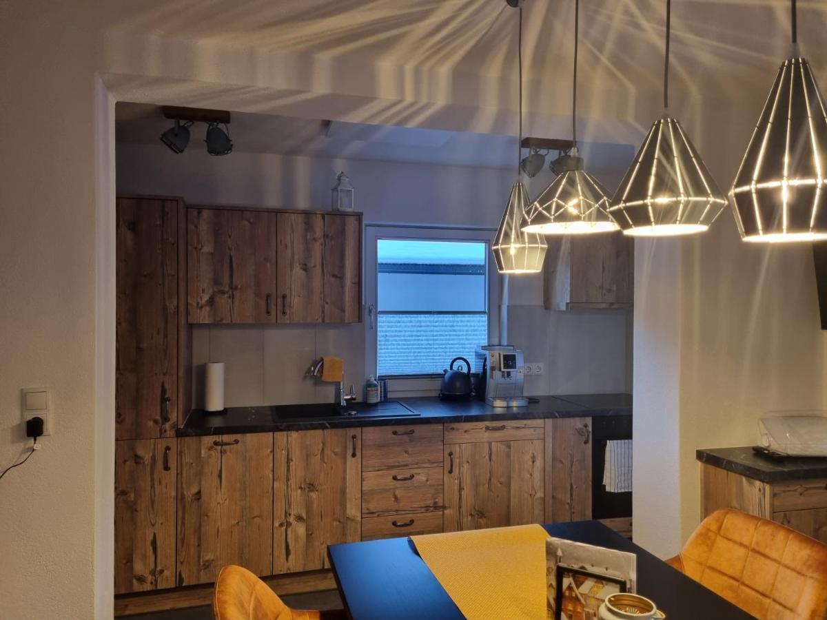 ניוסטיפט אים סטובאיטל Haus Schoenblick מראה חיצוני תמונה